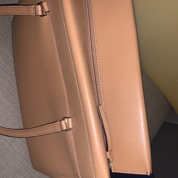Tory Burch Caramel Tote 60% off - Picture 3 of 8